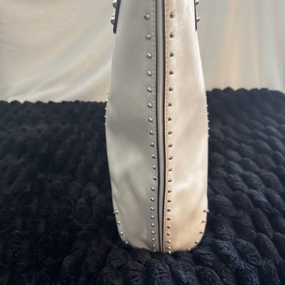 MICHAEL MICHAEL KORS Astor Large Studded Leather Tote Bag - Picture 5 of 13